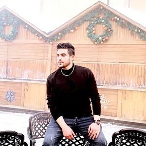 Meet your Posher, Nawid